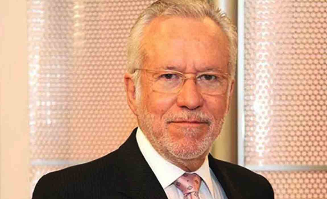 Insistem na mentira para nos convencer que é a verdade